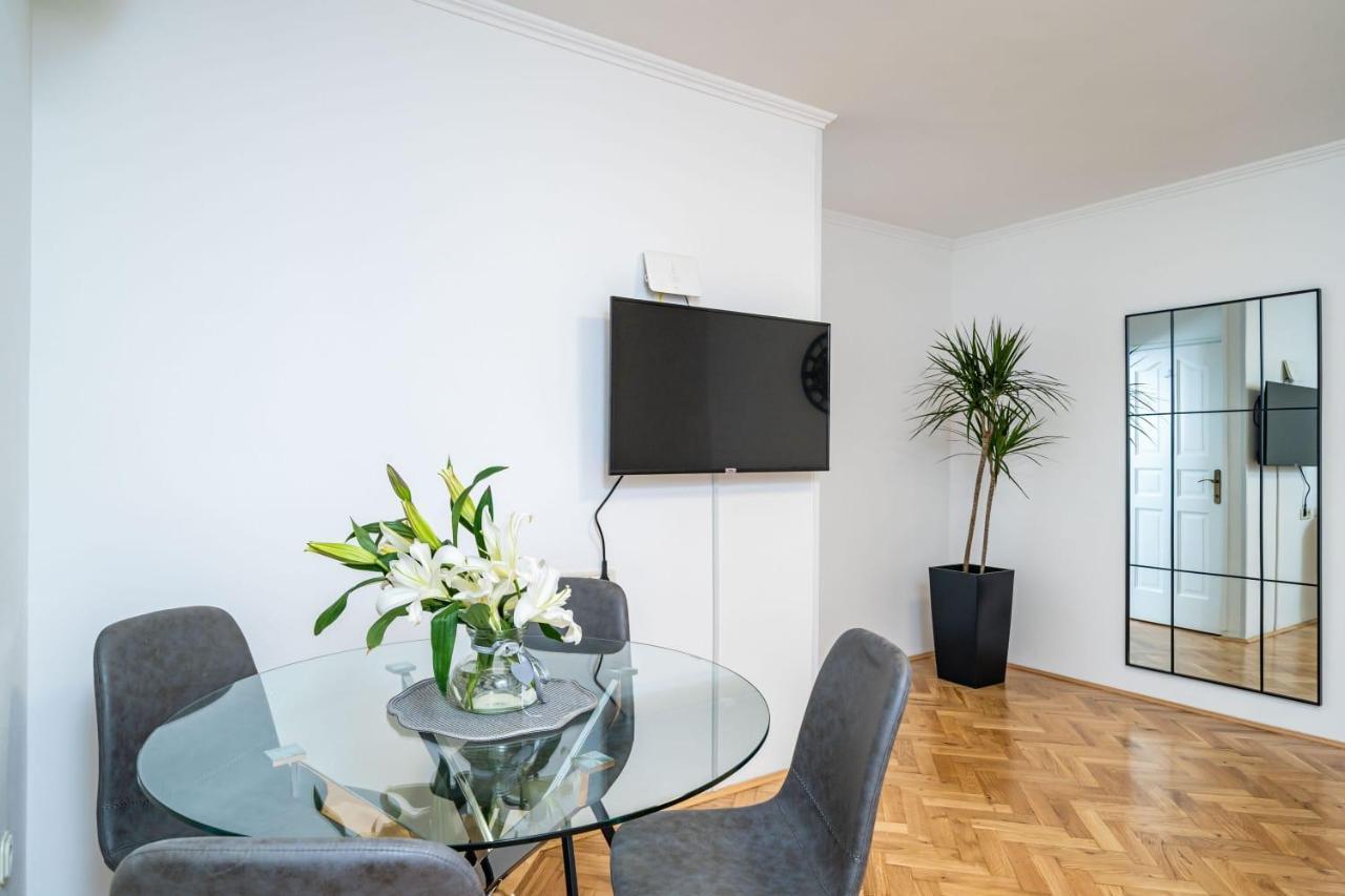 Knego With Parking Apartment Dubrovnik